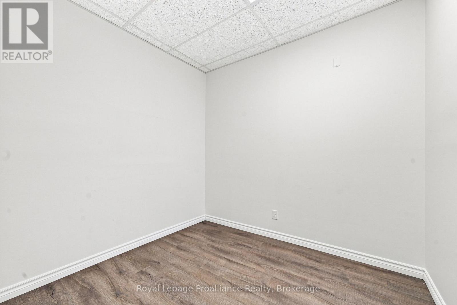 2 - 56 Elgin Street, Quinte West, Ontario  K8V 3V8 - Photo 10 - X13733386