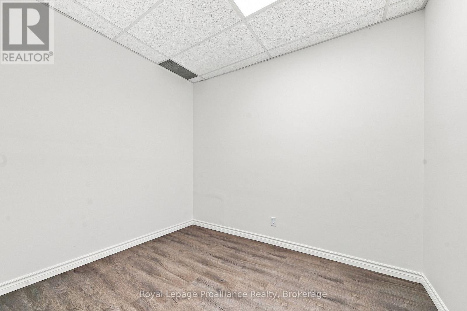 2 - 56 Elgin Street, Quinte West, Ontario  K8V 3V8 - Photo 14 - X13733386