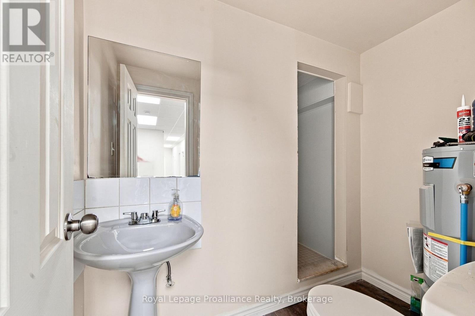 2 - 56 Elgin Street, Quinte West, Ontario  K8V 3V8 - Photo 20 - X13733386