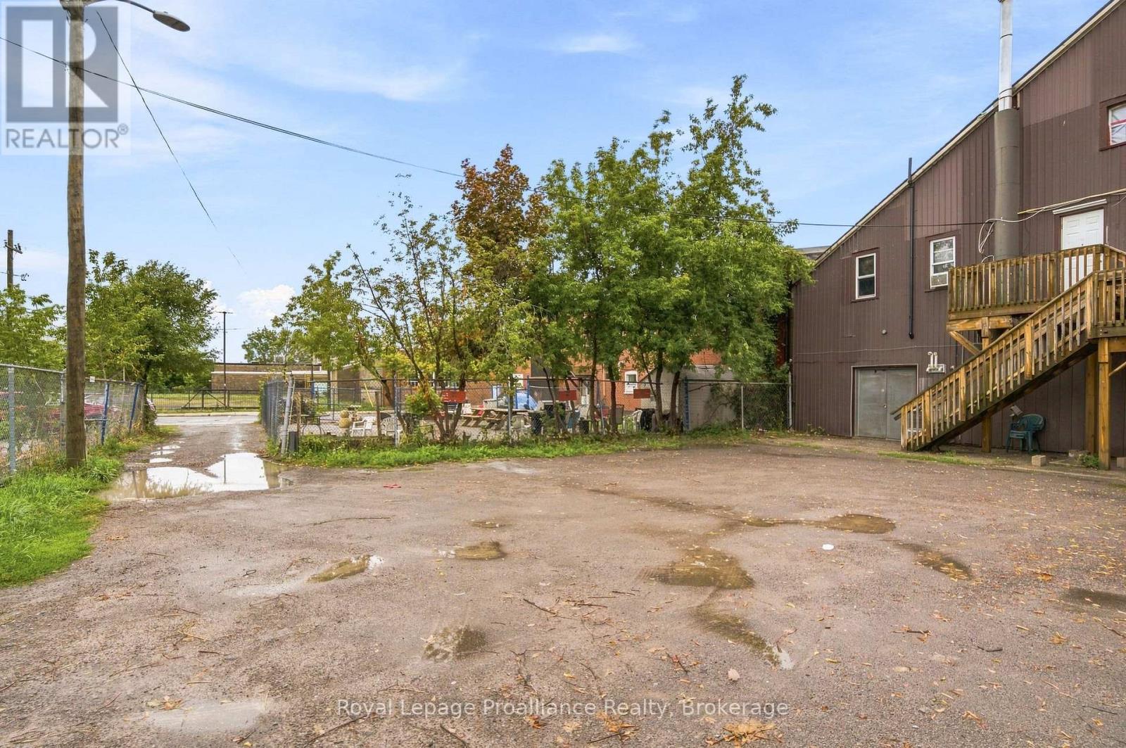 2 - 56 Elgin Street, Quinte West, Ontario  K8V 3V8 - Photo 27 - X13733386