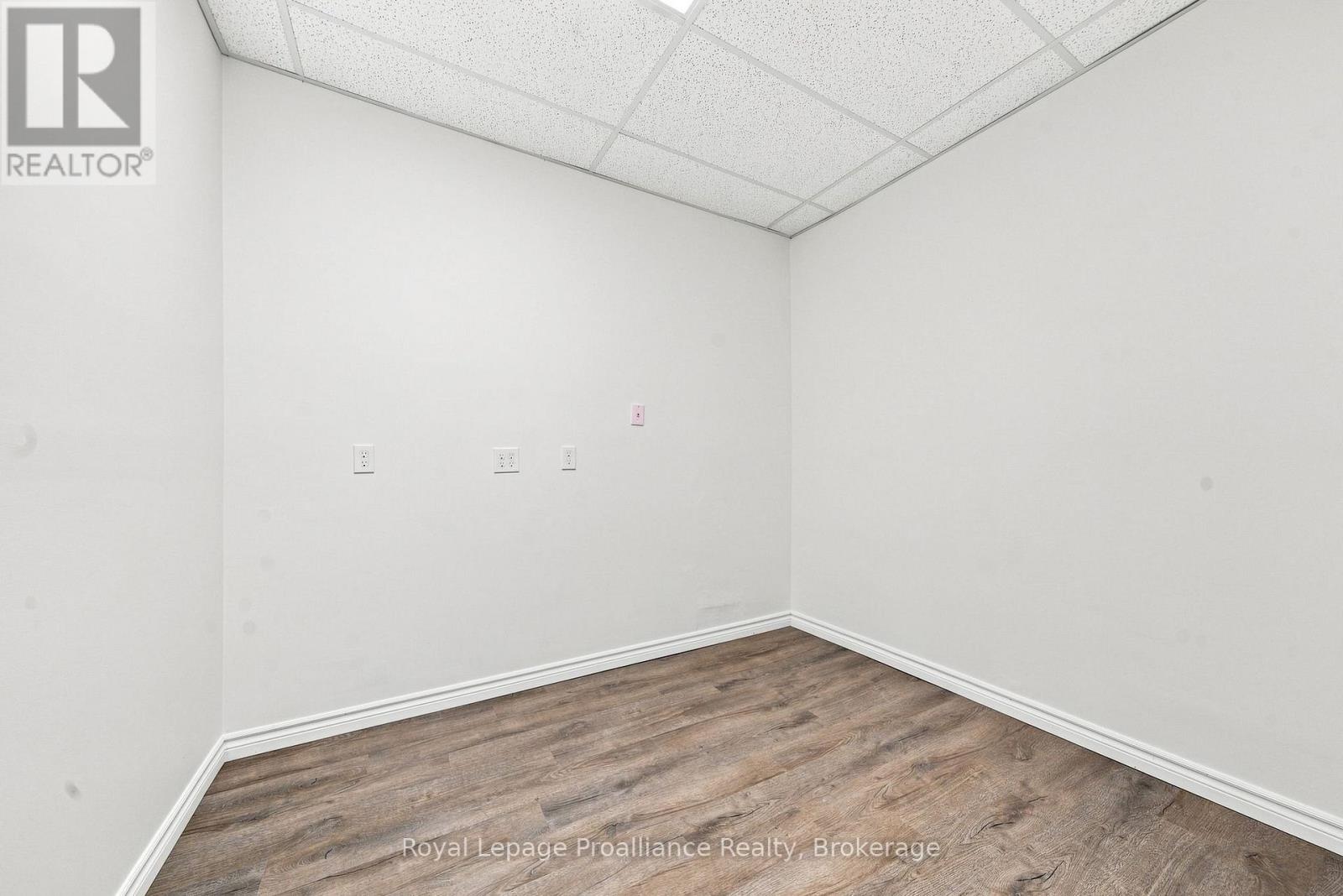 2 - 56 Elgin Street, Quinte West, Ontario  K8V 3V8 - Photo 9 - X13733386