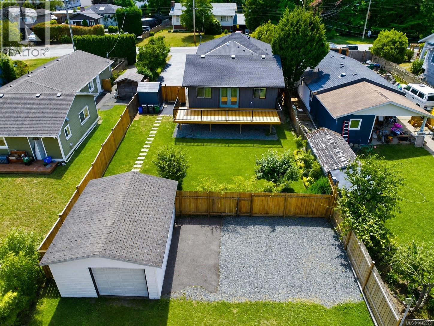 1246 Roy Rd, Saanich, British Columbia  V8Z 2X7 - Photo 1 - 1042923