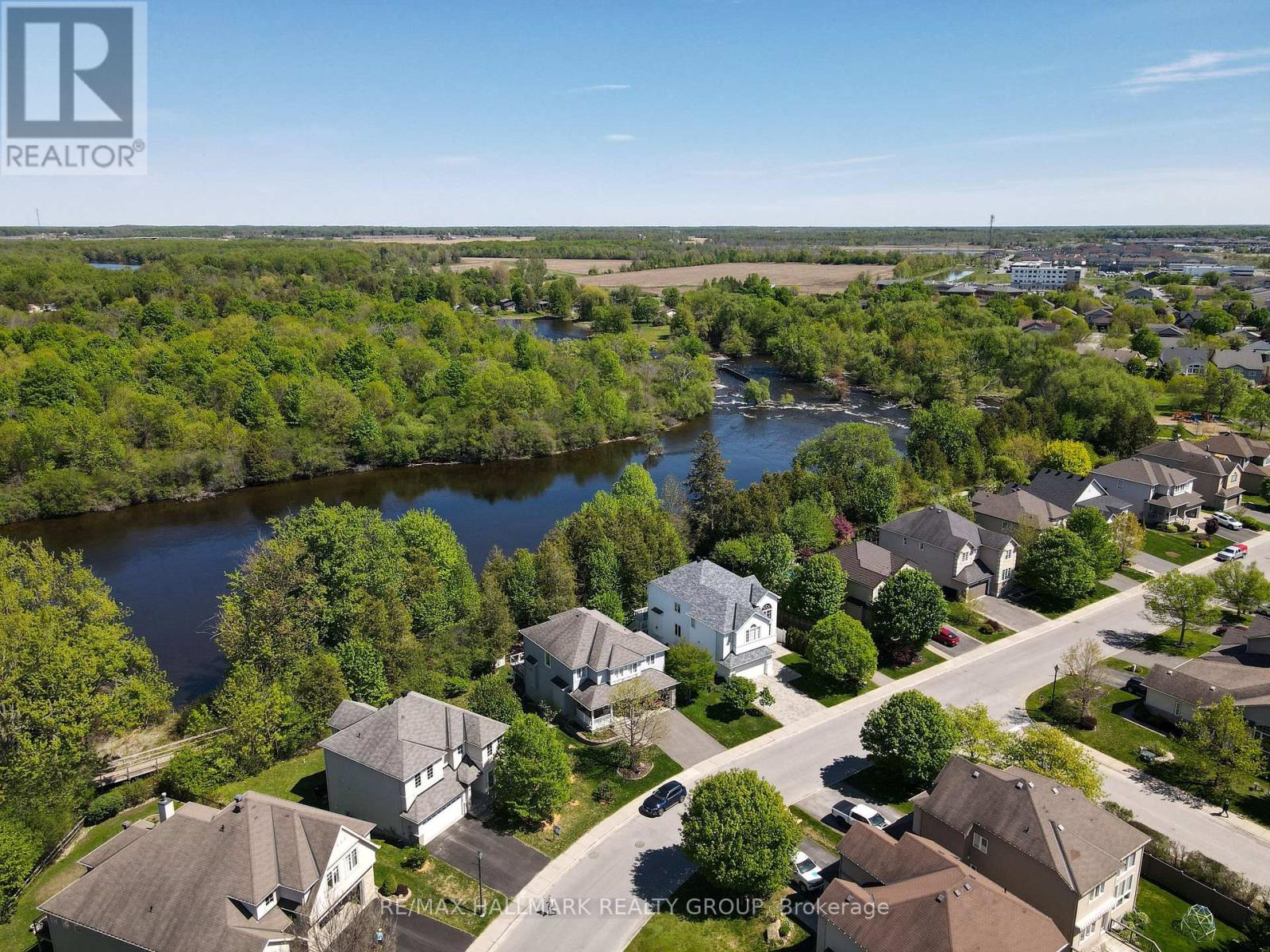 90 STONEWATER BAY, Carleton Place, Ontario