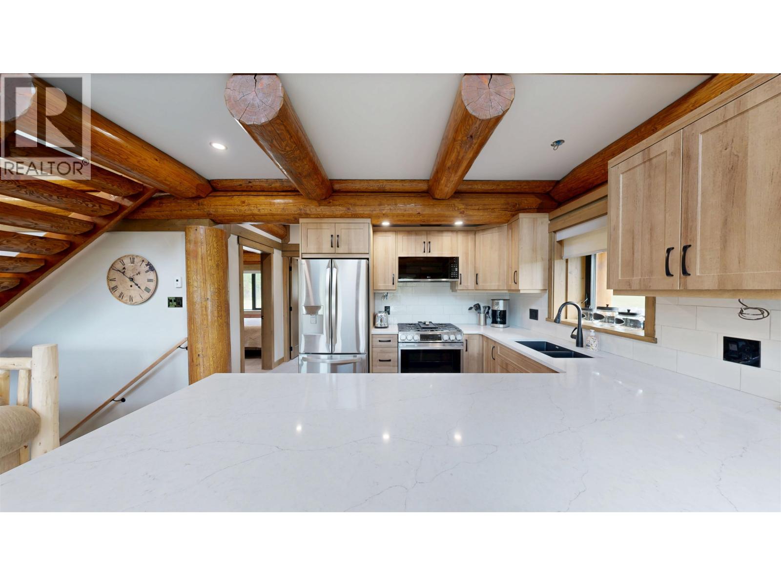 6060 Butte Road, 100 Mile House, British Columbia  V0K 1X0 - Photo 11 - R3160510