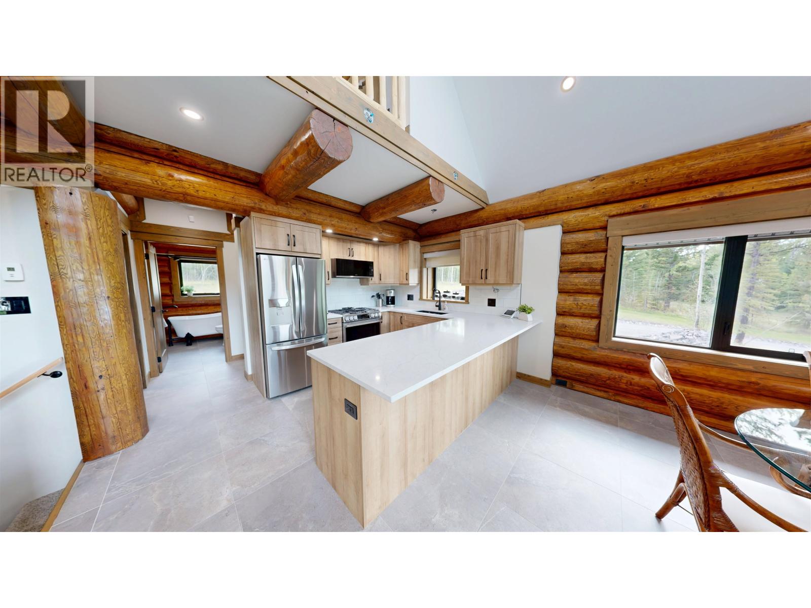6060 Butte Road, 100 Mile House, British Columbia  V0K 1X0 - Photo 8 - R3160510