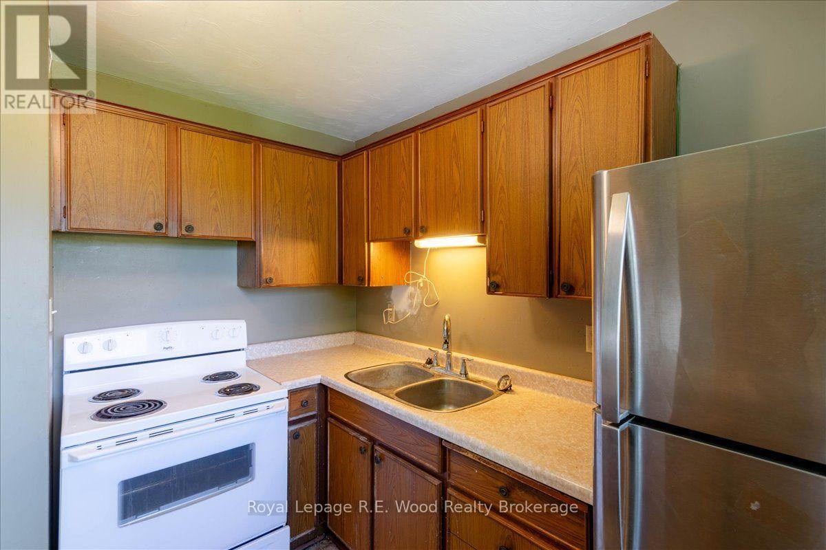 3 Myrtle Street, Tillsonburg, Ontario  N4G 4G4 - Photo 10 - X13733428