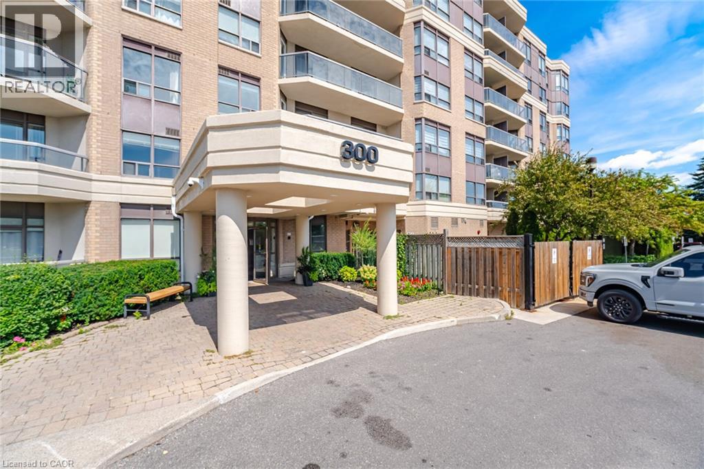300 Ray Lawson Boulevard Unit# 313, Brampton, Ontario  L6Y 5H5 - Photo 3 - 40859612