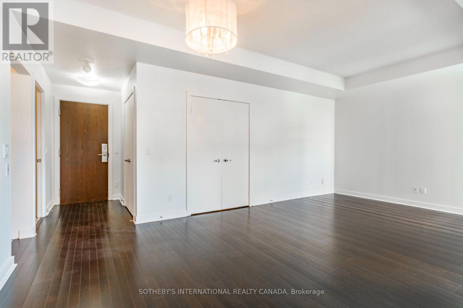 2402 - 80 Western Battery Road, Toronto, Ontario  M6K 3S1 - Photo 13 - C13733298