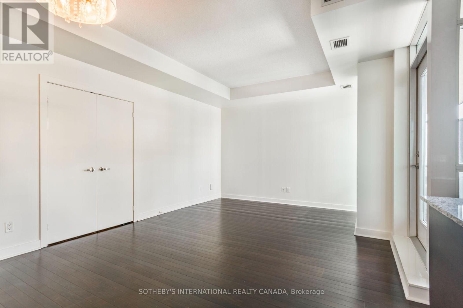 2402 - 80 Western Battery Road, Toronto, Ontario  M6K 3S1 - Photo 16 - C13733298
