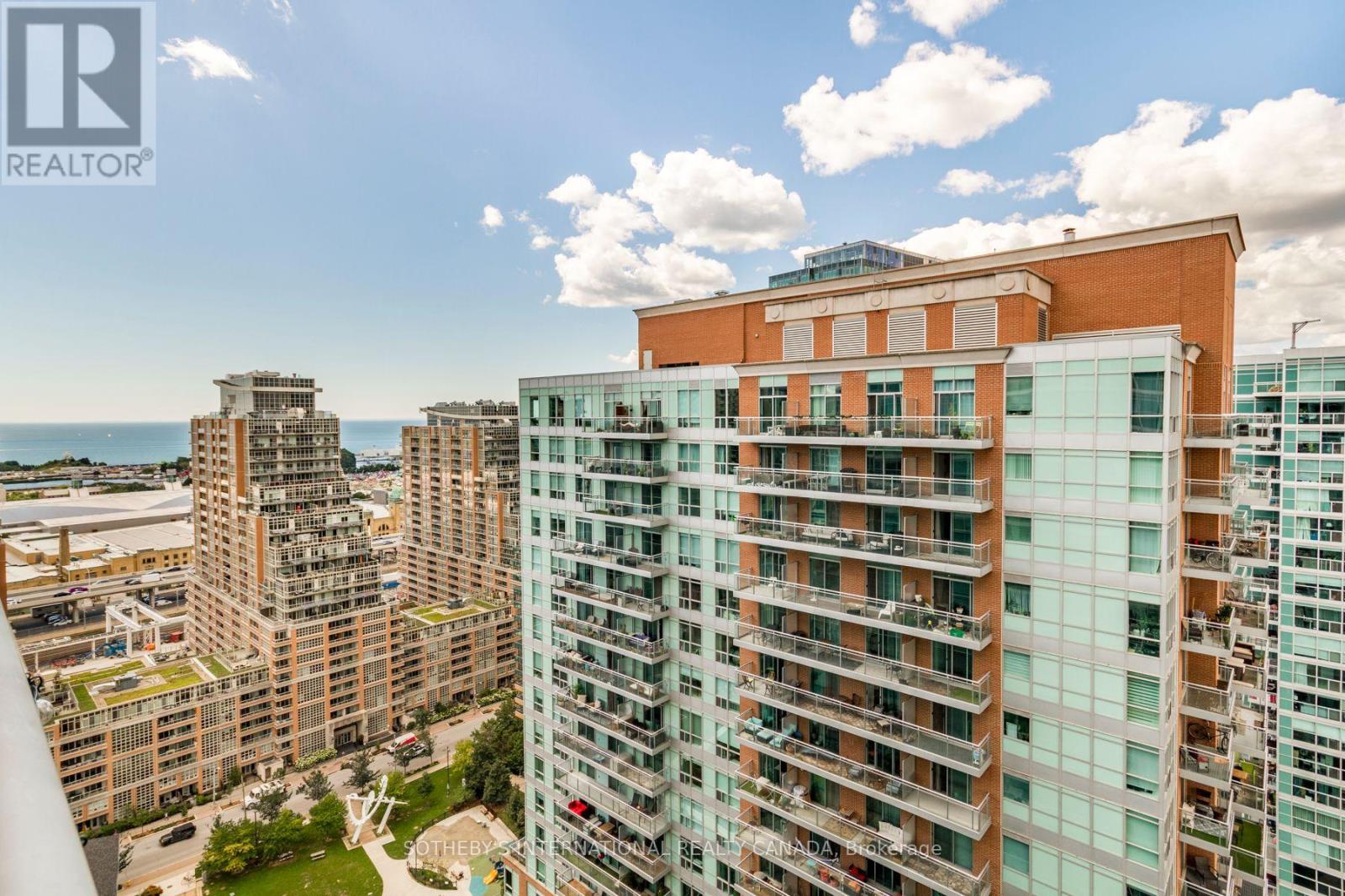 2402 - 80 Western Battery Road, Toronto, Ontario  M6K 3S1 - Photo 30 - C13733298