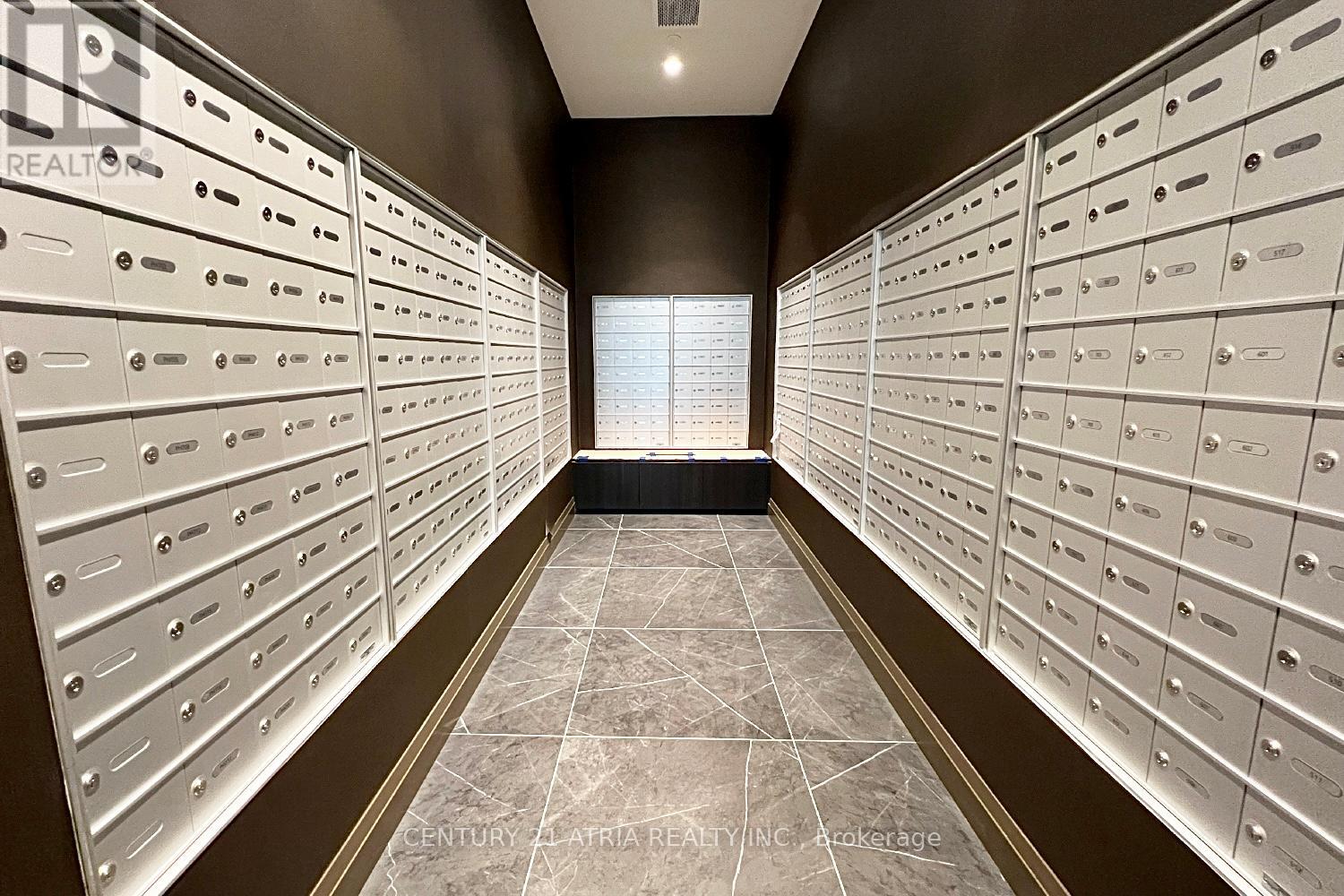 802 - 4955 Yonge Street, Toronto, Ontario  M2N 0L8 - Photo 17 - C13733378