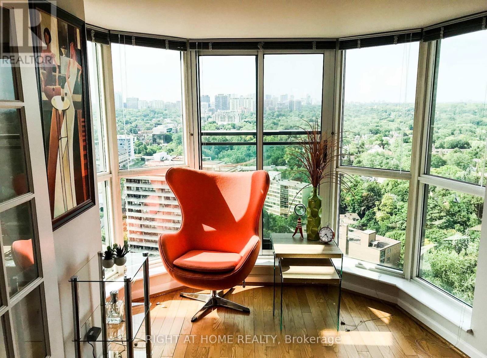 2703 - 8 Park Road, Toronto, Ontario  M4W 3S5 - Photo 12 - C13733400