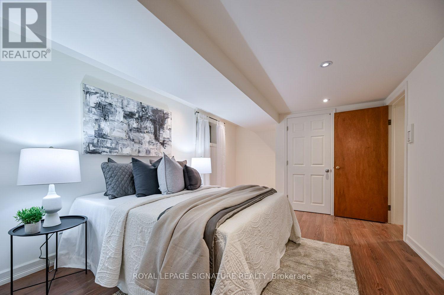 40 Shandara Crescent, Toronto, Ontario  M1R 1E9 - Photo 16 - E13733348