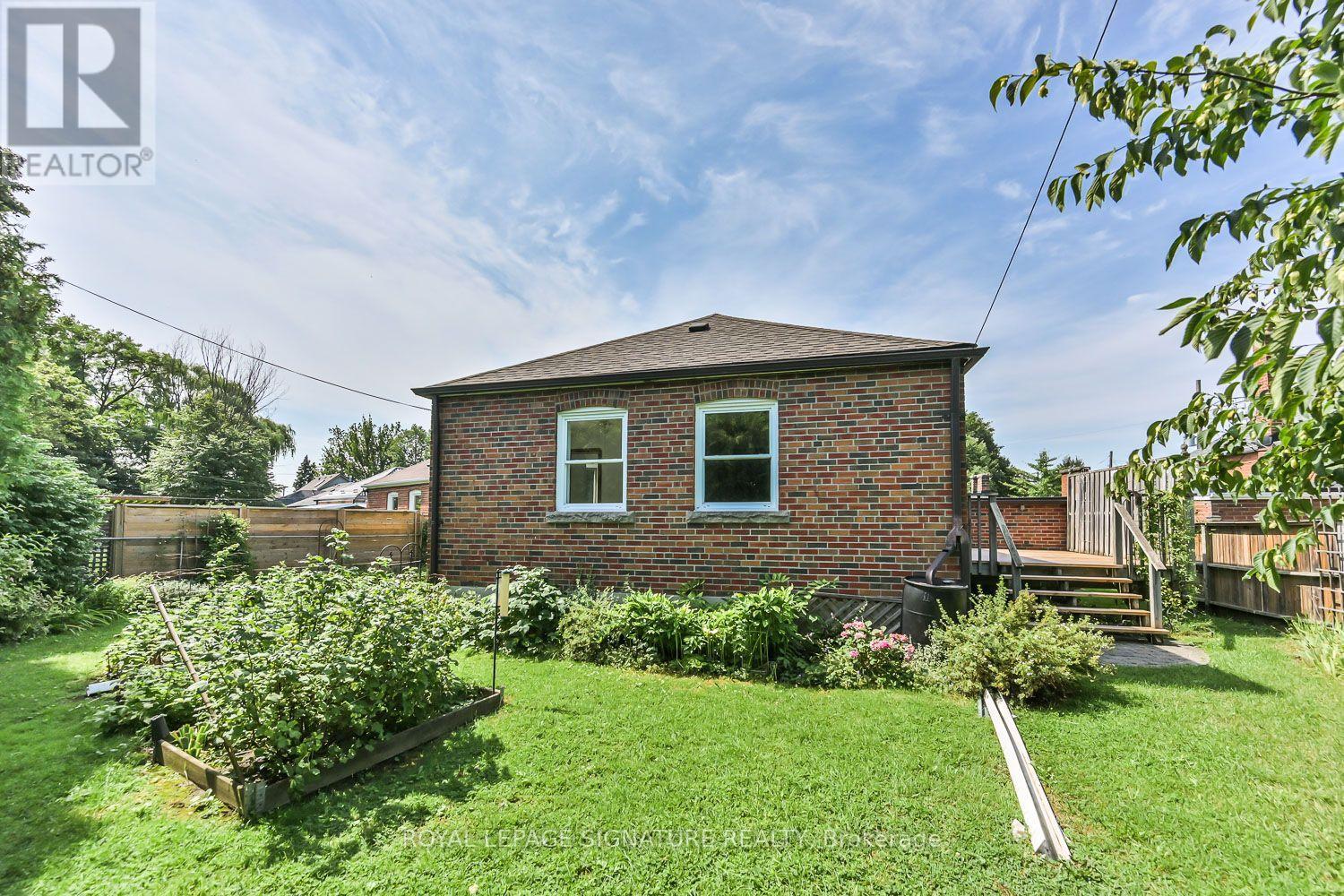40 Shandara Crescent, Toronto, Ontario  M1R 1E9 - Photo 24 - E13733348