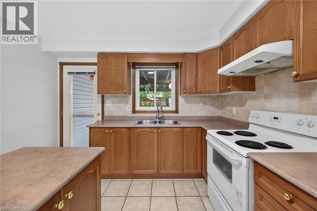 33 Brantdale Avenue, Hamilton, Ontario  L9C 1B6 - Photo 11 - 40859856