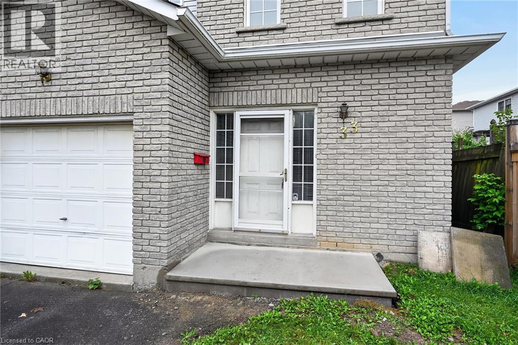 33 Brantdale Avenue, Hamilton, Ontario  L9C 1B6 - Photo 4 - 40859856