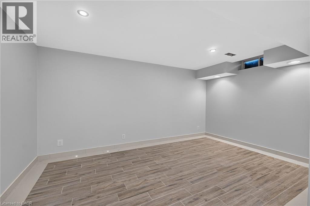 33 Brantdale Avenue, Hamilton, Ontario  L9C 1B6 - Photo 44 - 40859856