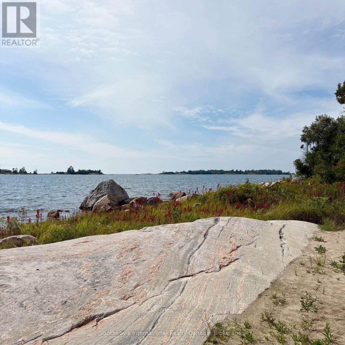 1 Island 352c, Carling, Ontario  P0G 1G0 - Photo 9 - X13733296