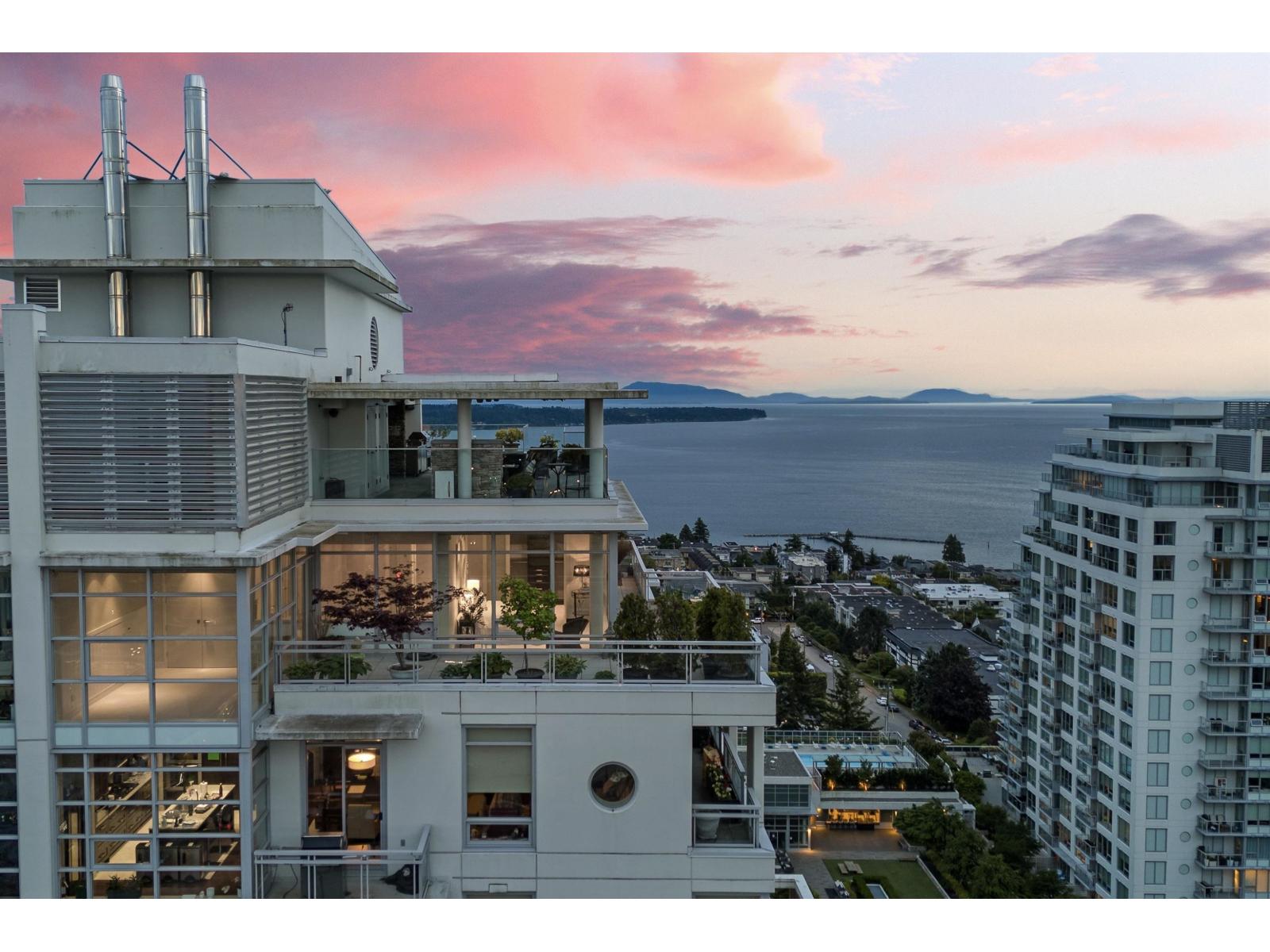 PH2 1473 JOHNSTON ROAD, white rock, British Columbia