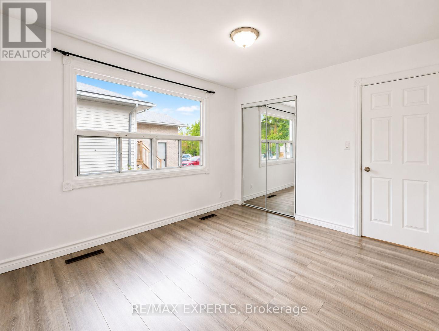 142 Riveredge Drive, Georgina, Ontario  L4P 2P3 - Photo 7 - N13733354