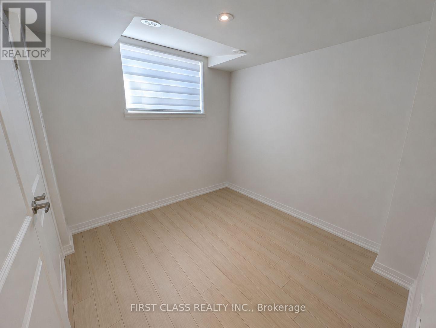 656 Copper Creek Drive, Markham, Ontario  L6B 1R2 - Photo 11 - N13733426