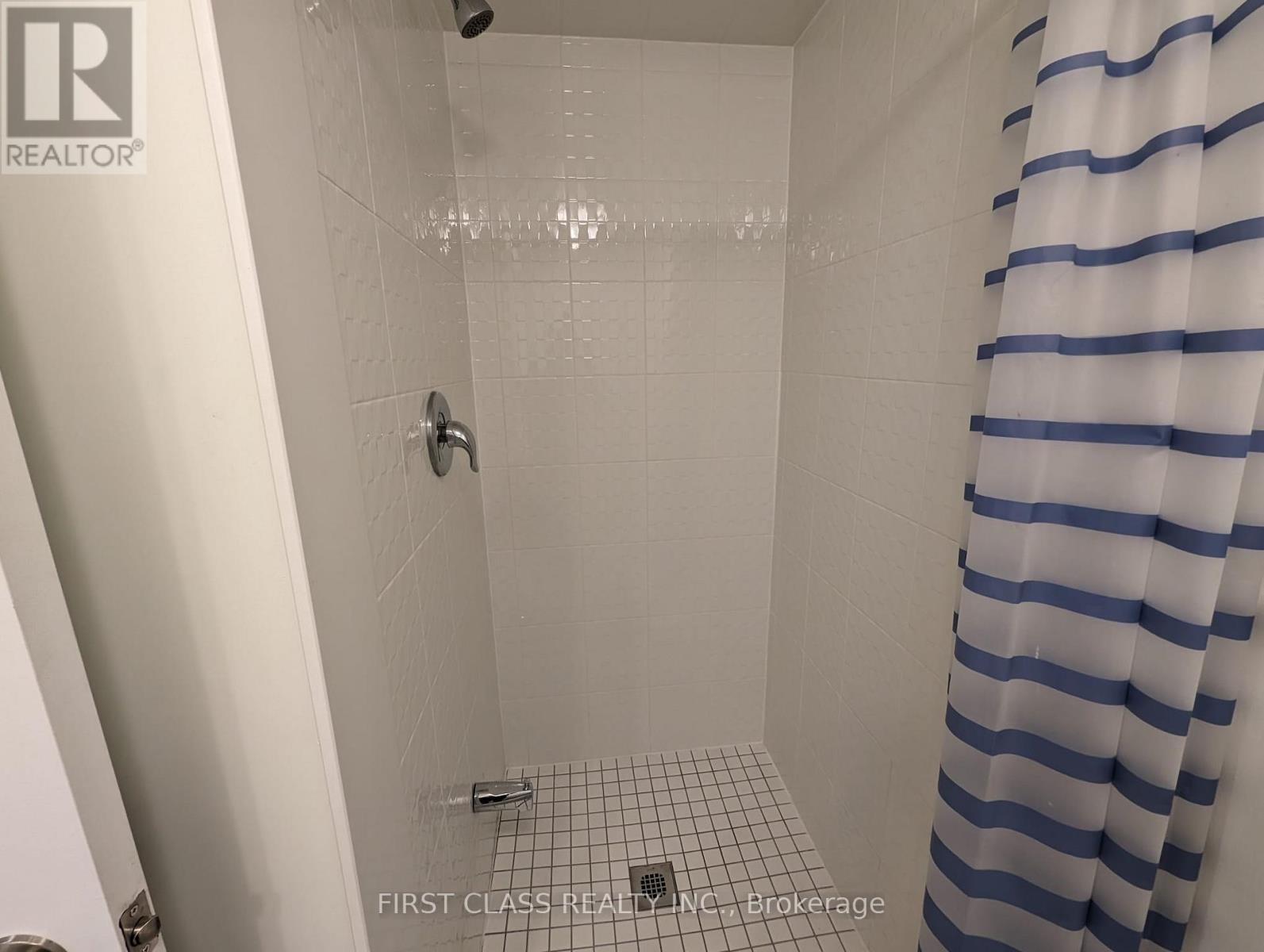656 Copper Creek Drive, Markham, Ontario  L6B 1R2 - Photo 13 - N13733426