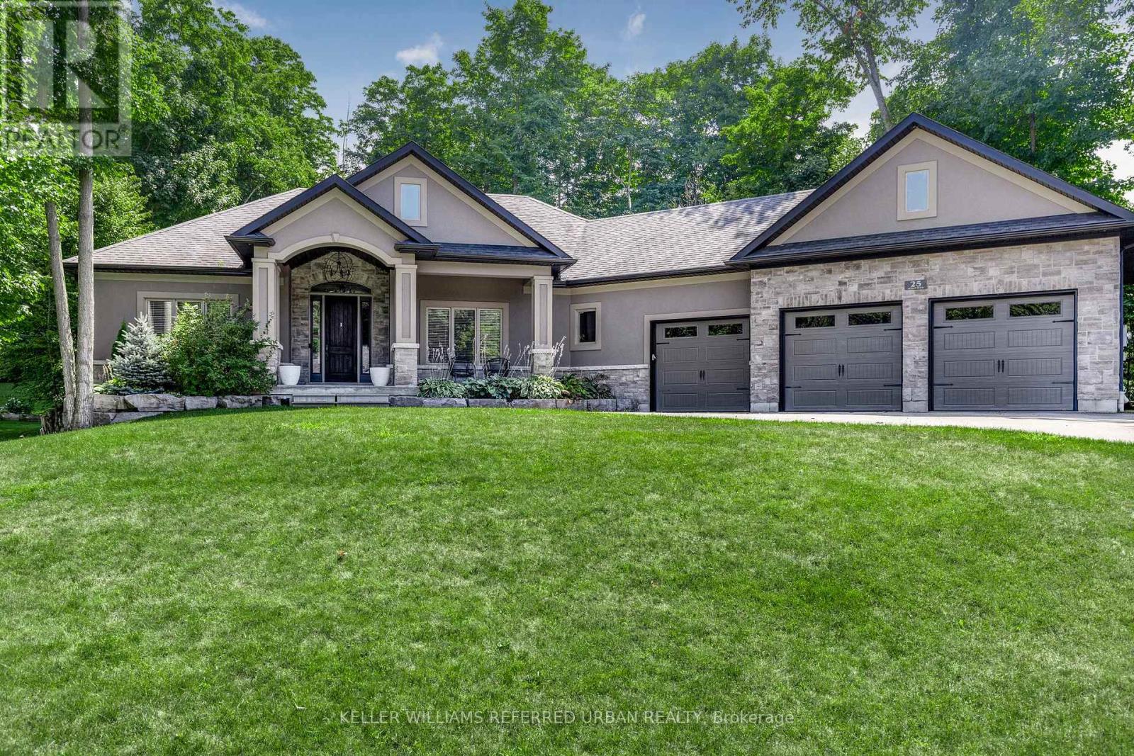 25 Heron Boulevard, Springwater (Snow Valley), Ontario  L0L 1Y3 - Photo 1 - S13733346