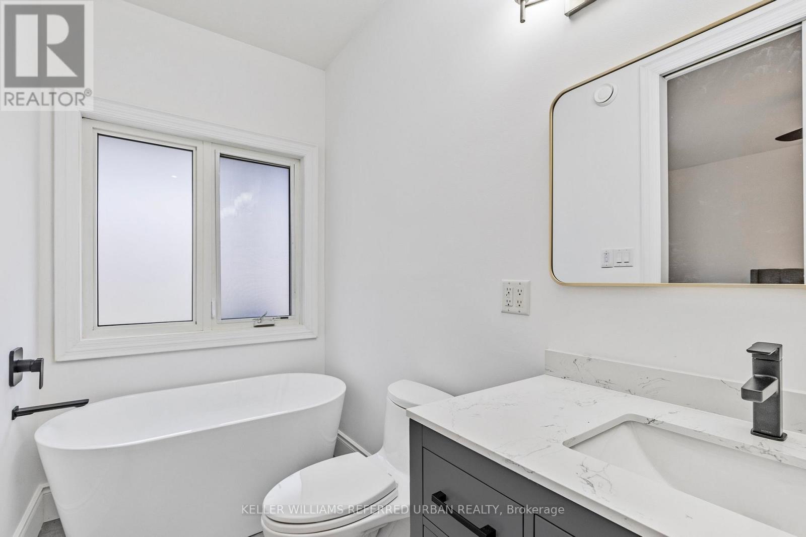 25 Heron Boulevard, Springwater (Snow Valley), Ontario  L0L 1Y3 - Photo 22 - S13733346