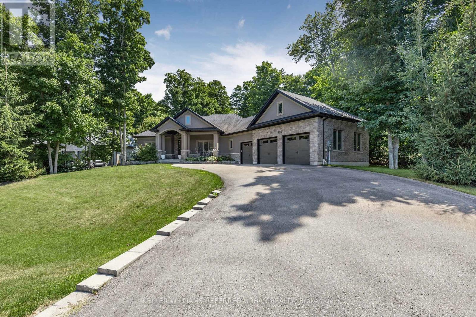 25 Heron Boulevard, Springwater (Snow Valley), Ontario  L0L 1Y3 - Photo 43 - S13733346