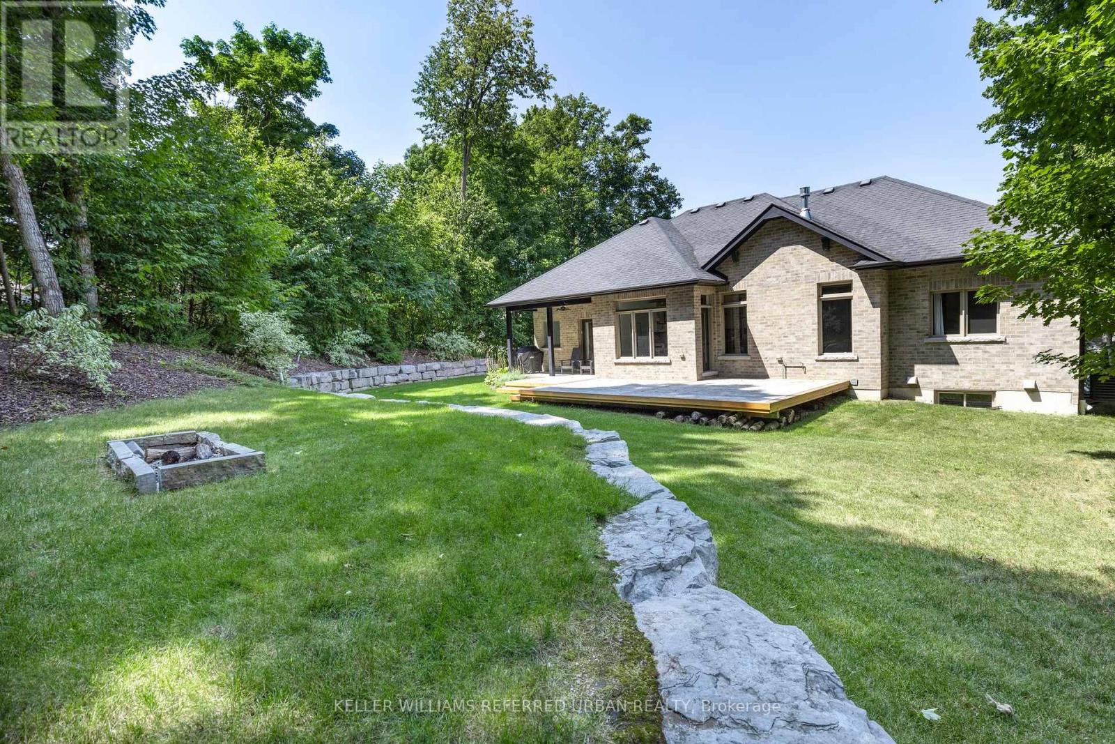 25 Heron Boulevard, Springwater (Snow Valley), Ontario  L0L 1Y3 - Photo 46 - S13733346