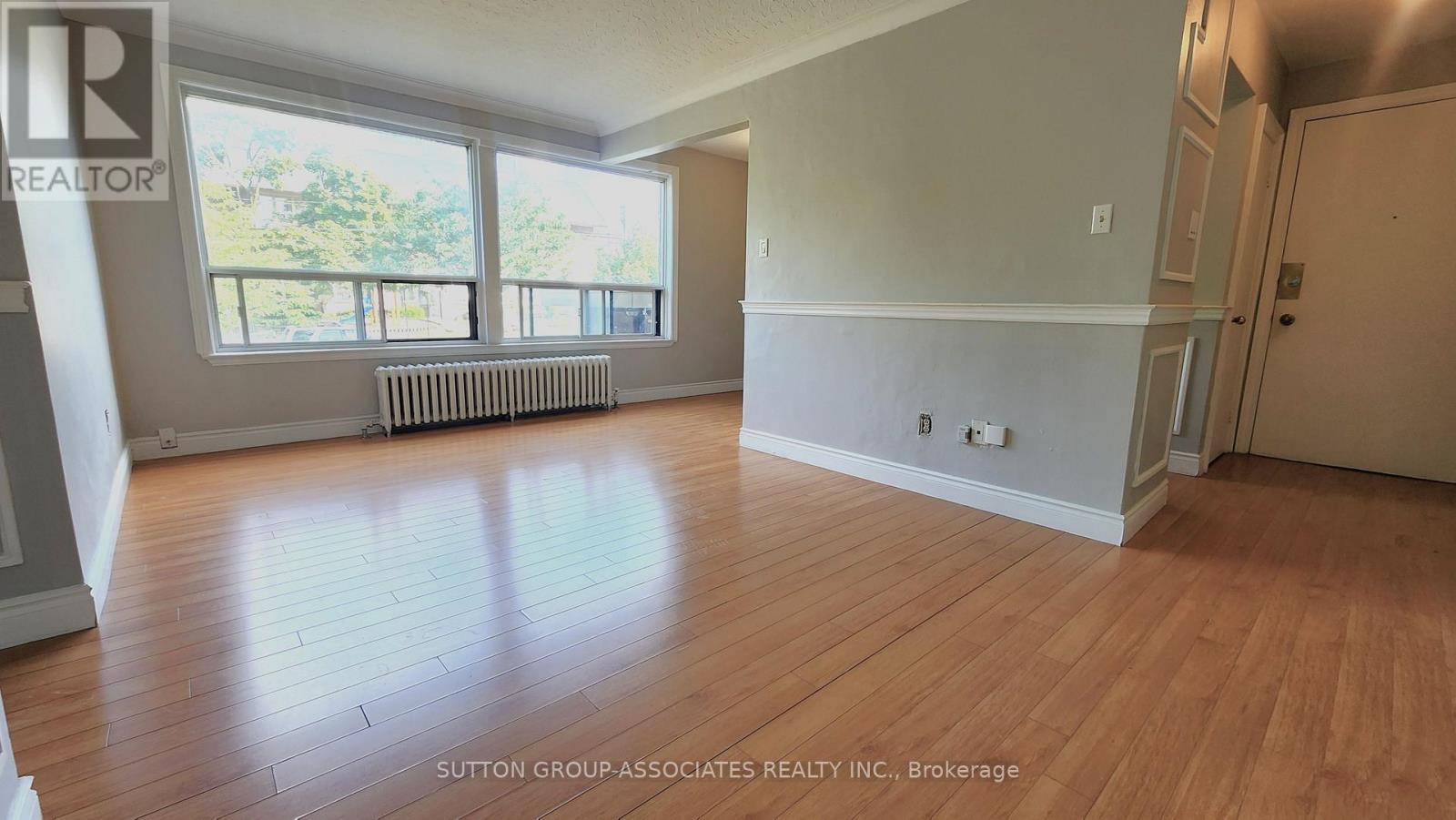 202 - 1 Greenbrook Drive, Toronto, Ontario  M6M 2J8 - Photo 11 - W13733214