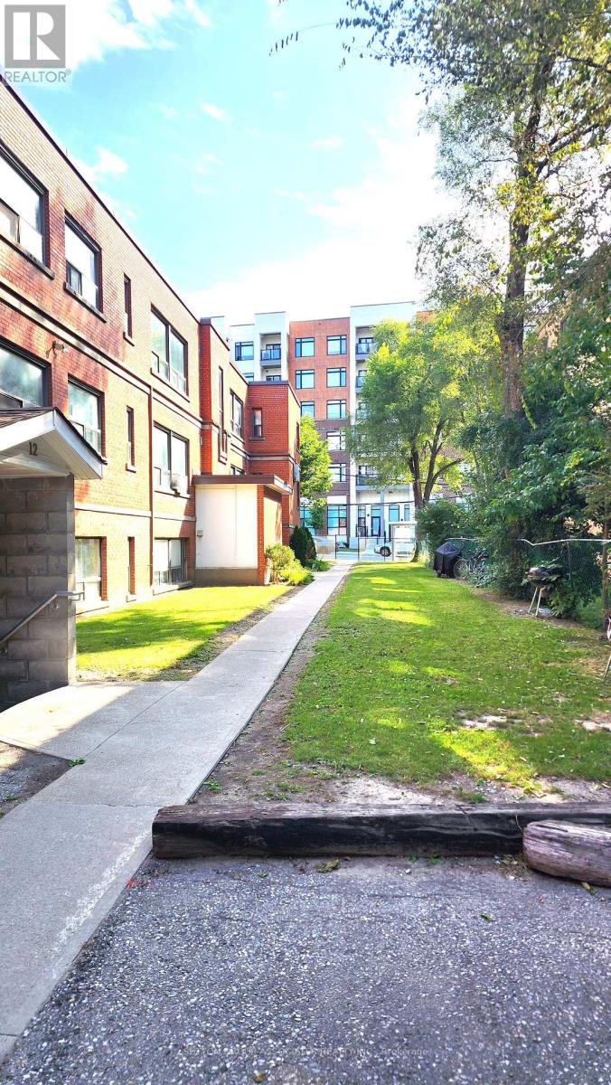 202 - 1 Greenbrook Drive, Toronto, Ontario  M6M 2J8 - Photo 19 - W13733214