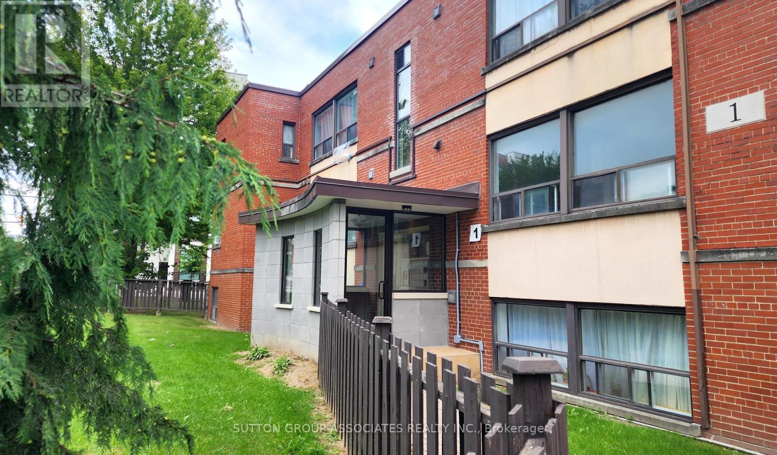 202 - 1 Greenbrook Drive, Toronto, Ontario  M6M 2J8 - Photo 22 - W13733214