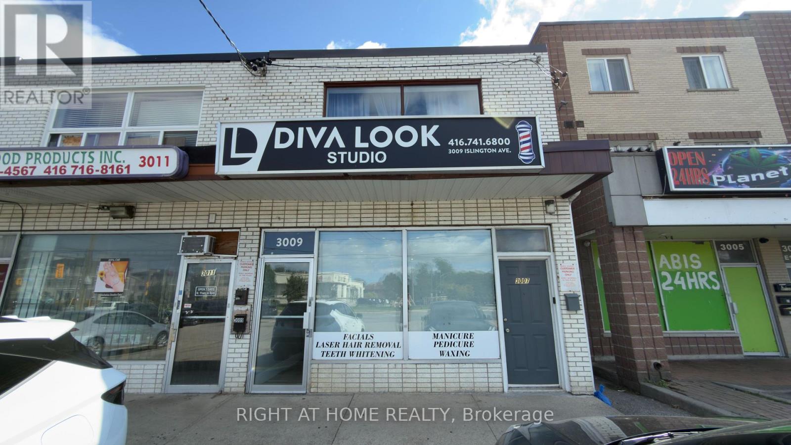 3009 ISLINGTON AVENUE, Toronto, Ontario