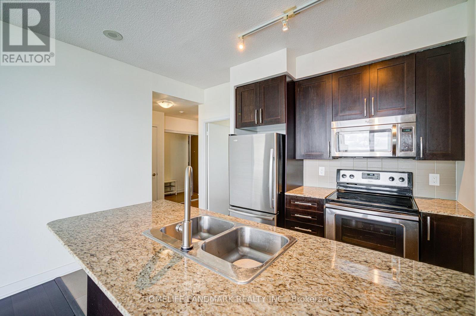 3504 - 4065 Brickstone Mews, Mississauga, Ontario  L5B 0G3 - Photo 6 - W13733402