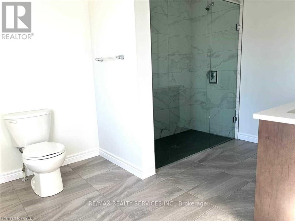 132 Doan Drive, Middlesex Centre, Ontario  N0L 1R0 - Photo 11 - X13733310