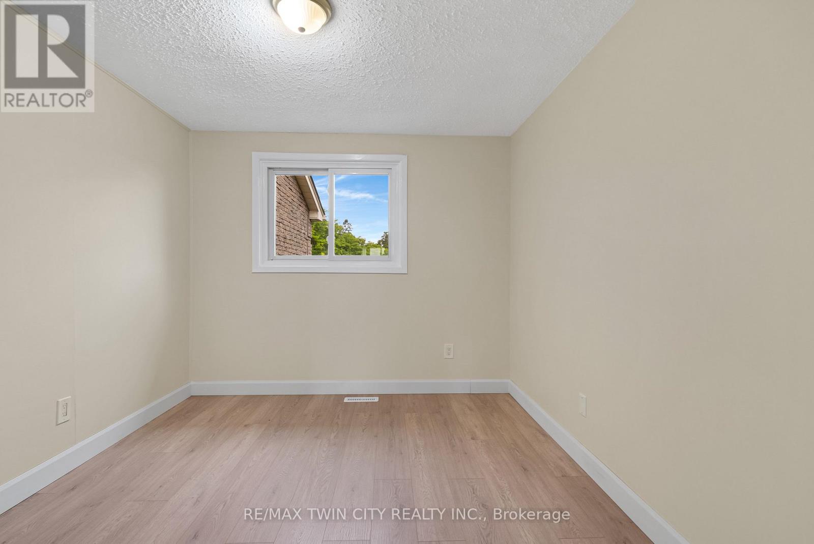 23 - 25 Upper Canada Drive, Kitchener, Ontario  N2P 1G2 - Photo 25 - X13733424