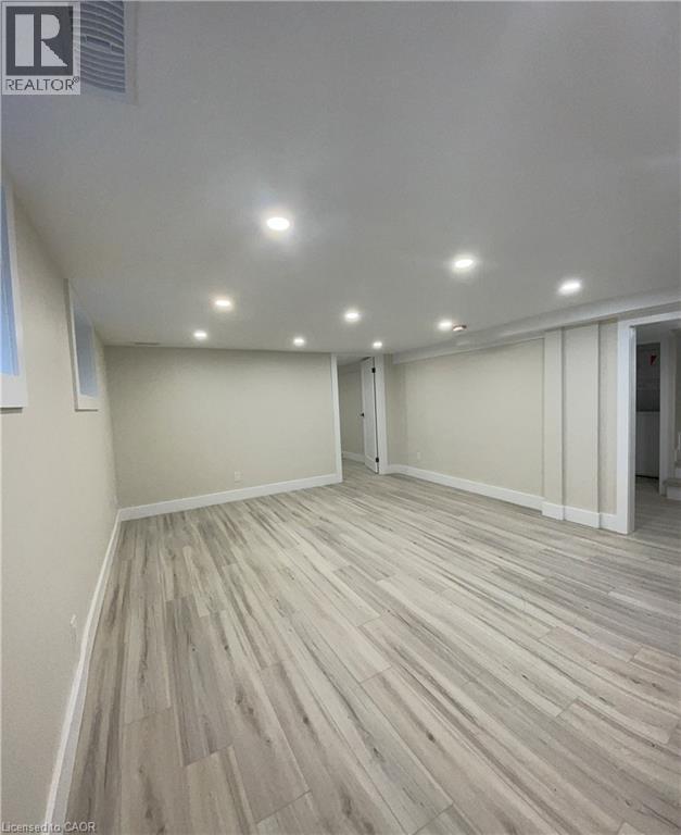 264 Thayer Avenue Unit# Lower, Hamilton, Ontario  L9A 1J7 - Photo 11 - 40859868