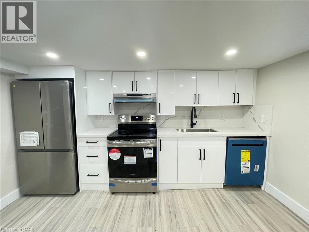 264 Thayer Avenue Unit# Lower, Hamilton, Ontario  L9A 1J7 - Photo 3 - 40859868