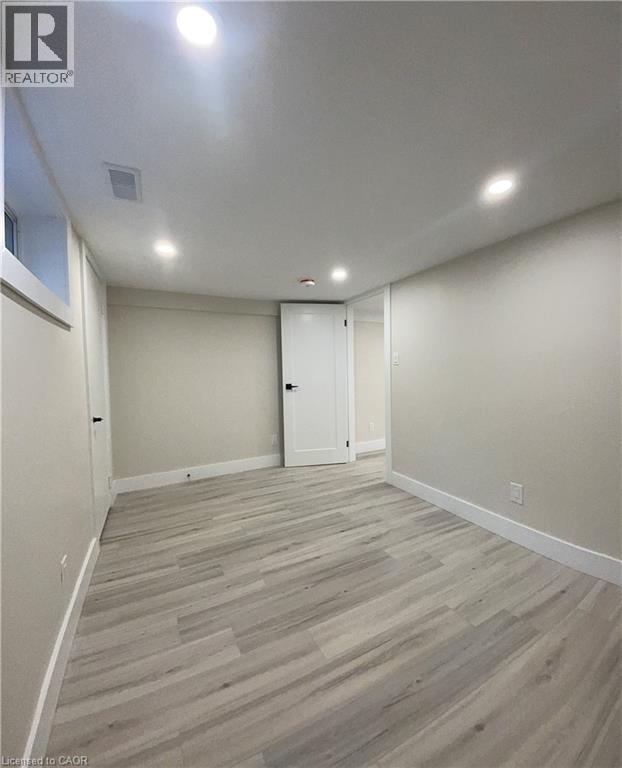 264 Thayer Avenue Unit# Lower, Hamilton, Ontario  L9A 1J7 - Photo 9 - 40859868