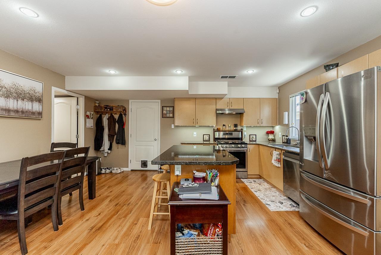 8480 Doerksen Drive, Mission, British Columbia  V2V 7C4 - Photo 24 - R3160303