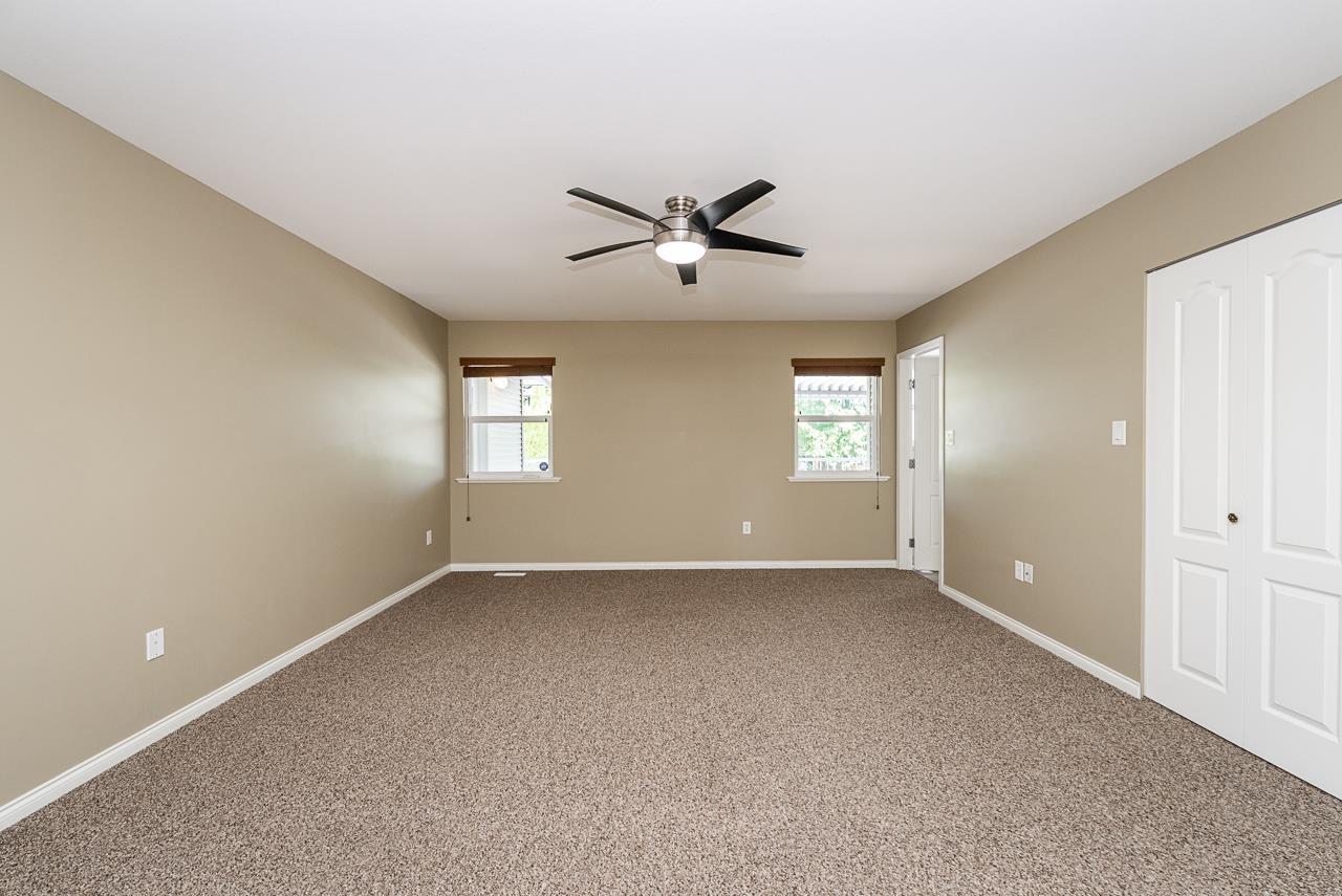 8480 Doerksen Drive, Mission, British Columbia  V2V 7C4 - Photo 14 - R3160303