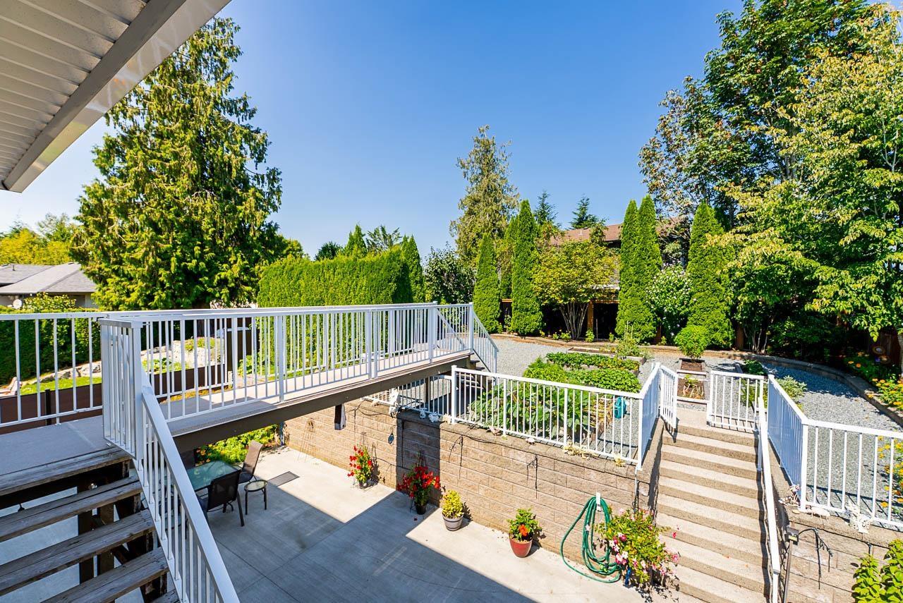 8480 Doerksen Drive, Mission, British Columbia  V2V 7C4 - Photo 33 - R3160303