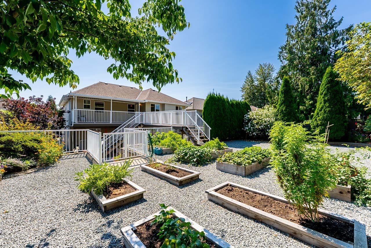 8480 Doerksen Drive, Mission, British Columbia  V2V 7C4 - Photo 38 - R3160303