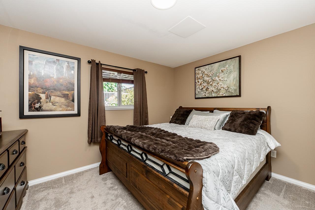 8480 Doerksen Drive, Mission, British Columbia  V2V 7C4 - Photo 25 - R3160303