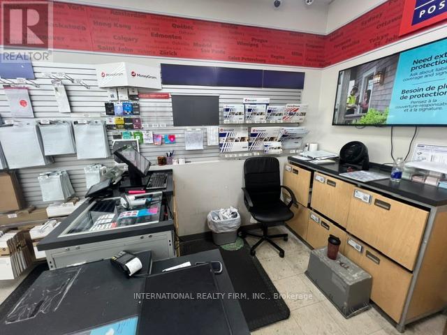 1116 Wilson Avenue, Toronto, Ontario  M3M 1G0 - Photo 17 - W13471468