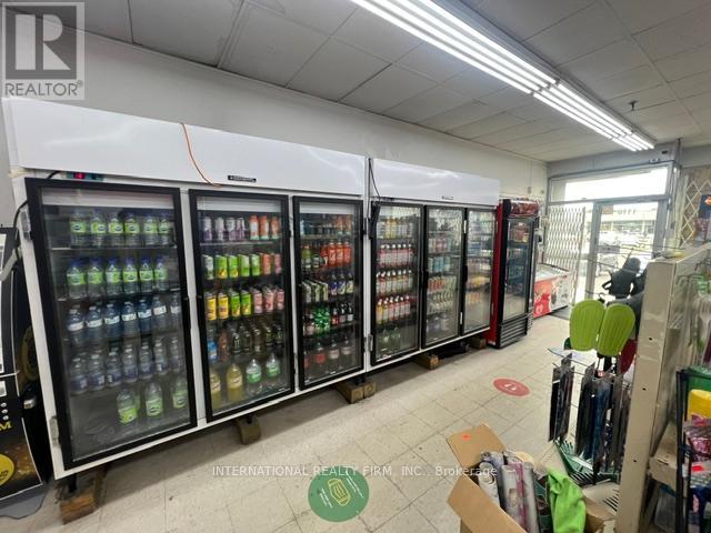 1116 Wilson Avenue, Toronto, Ontario  M3M 1G0 - Photo 9 - W13471468