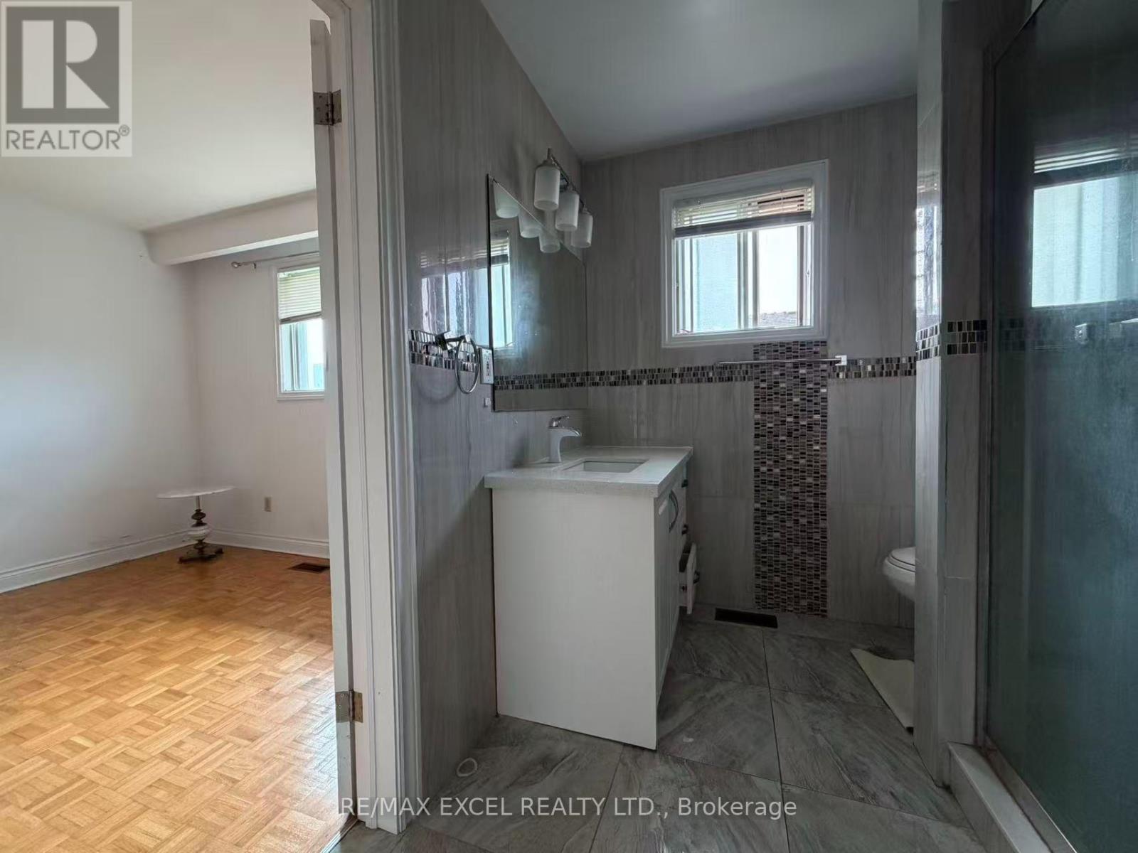 Upper - 56 Leafield Drive, Toronto, Ontario  M1W 2T2 - Photo 19 - E13724504