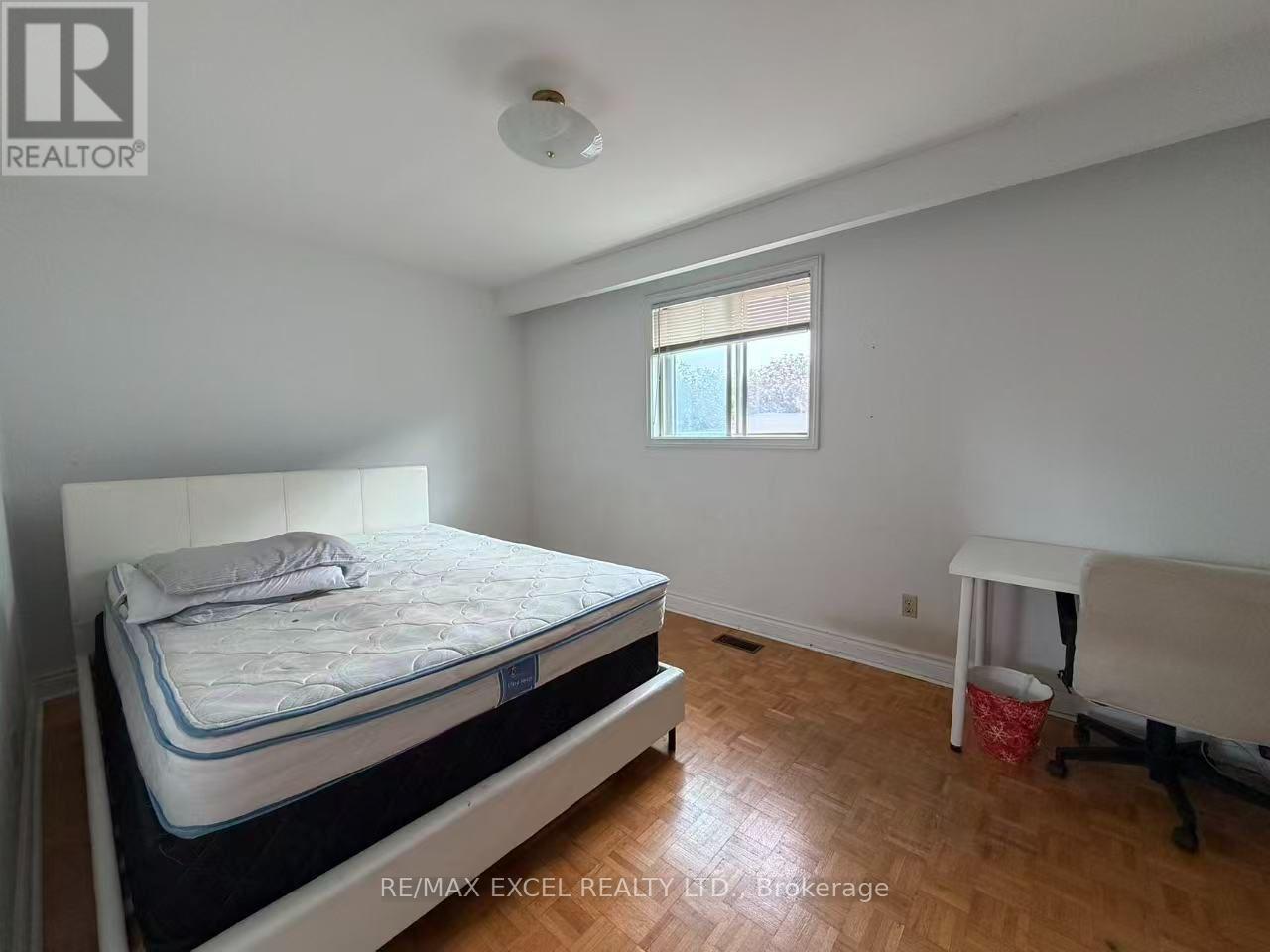 Upper - 56 Leafield Drive, Toronto, Ontario  M1W 2T2 - Photo 17 - E13724504