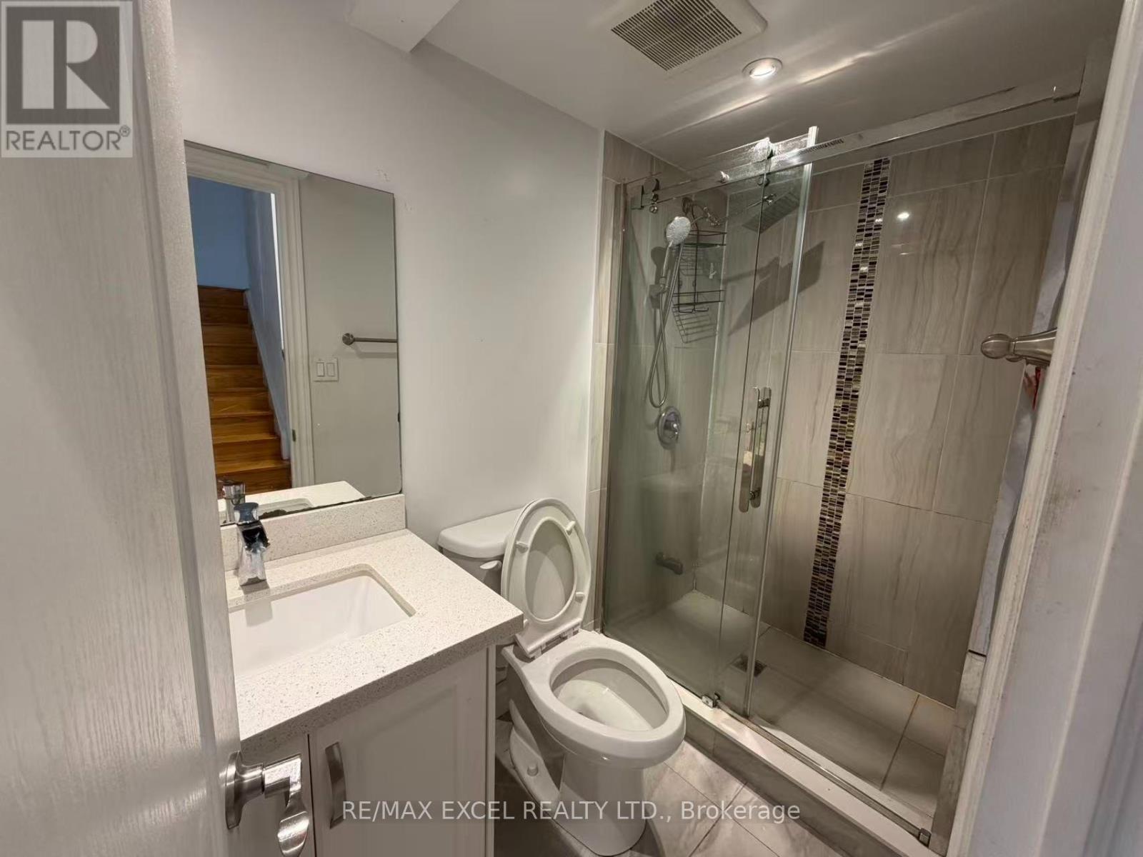 Upper - 56 Leafield Drive, Toronto, Ontario  M1W 2T2 - Photo 12 - E13724504